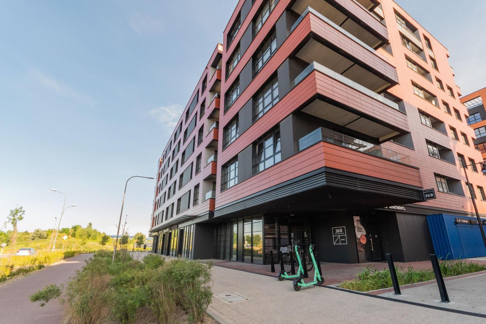 Grand Apartments - Doki Living & Foodhall Gdańsk Extérieur photo
